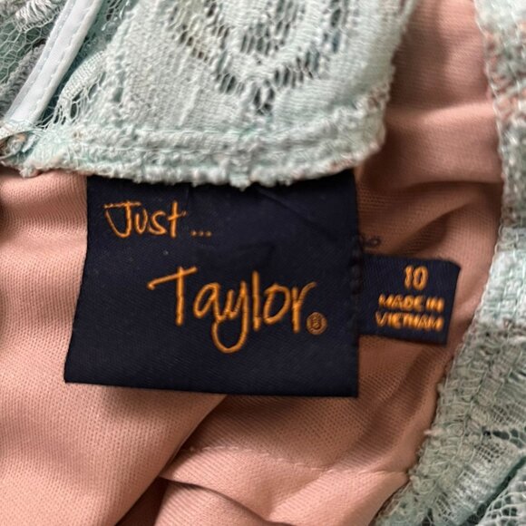 NWT - Sweet Lacey Dress - Picture 3 of 3